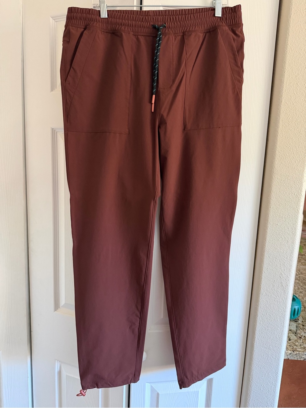 cotopaxi Men's Joggers in Brick/Mahogany